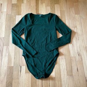 Green Square Neck Long Sleeve Bodysuit